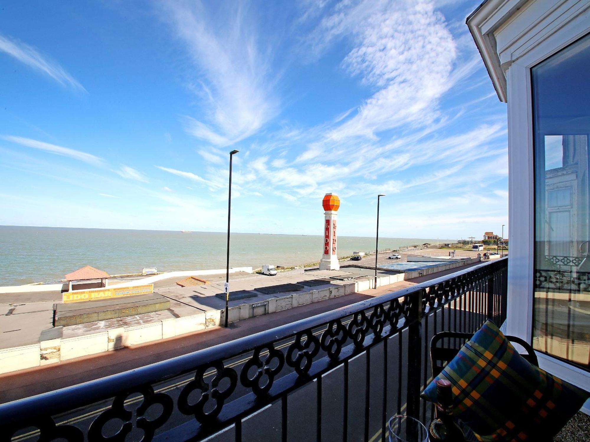 Dreamers View Holiday home *